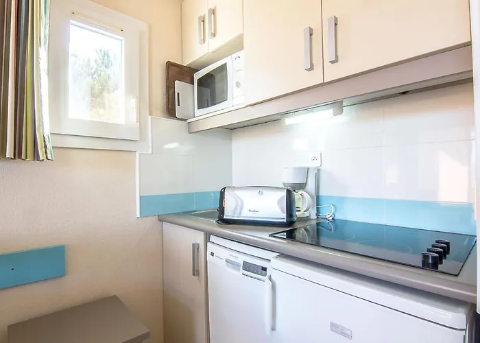 Les Marines-32 By Interhome *